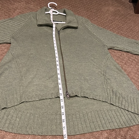 Eileen Fisher Women’s Green Double Zipper Asymmetrical Cardigan Size Small - Picture 10 of 10